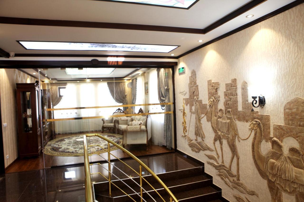 Hotel Naxshab Qarshi Exterior foto