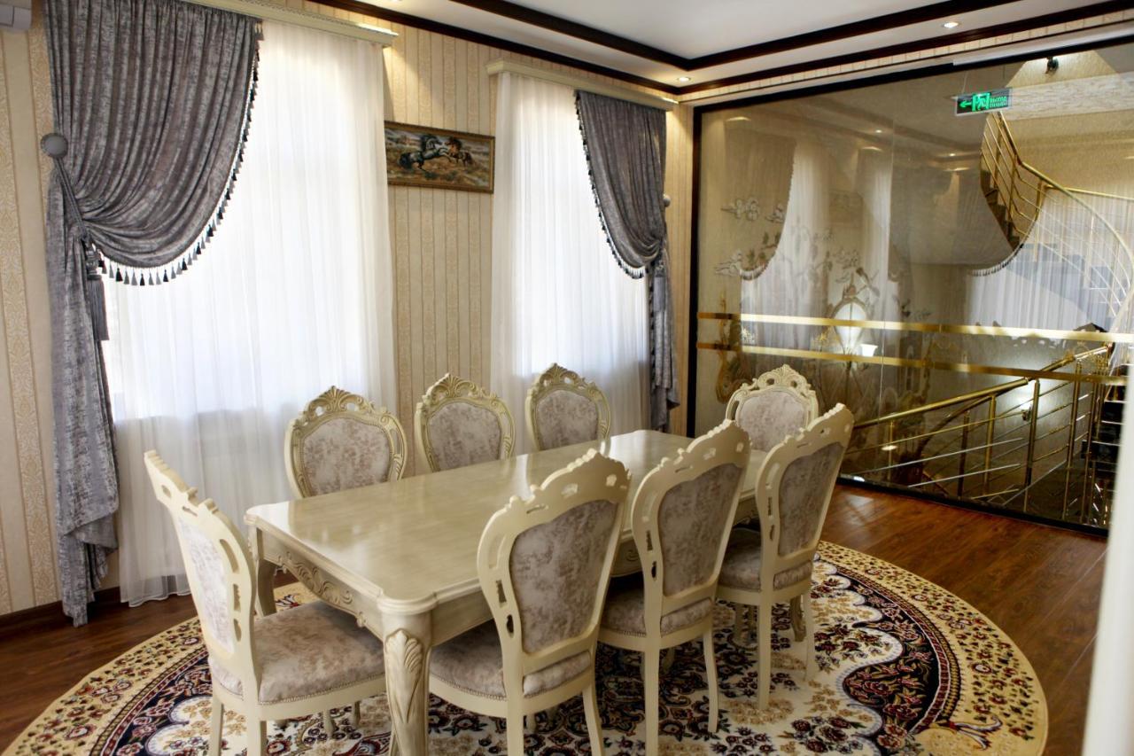Hotel Naxshab Qarshi Exterior foto